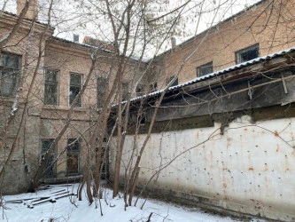Продаются 2 (два) Здания и 3 (три) нежилых помещения,               г. Красноярск, ул. Малиновского, 19